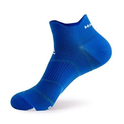 Αθλητικές κάλτσες που τρέχουν χαμηλά κόβουν